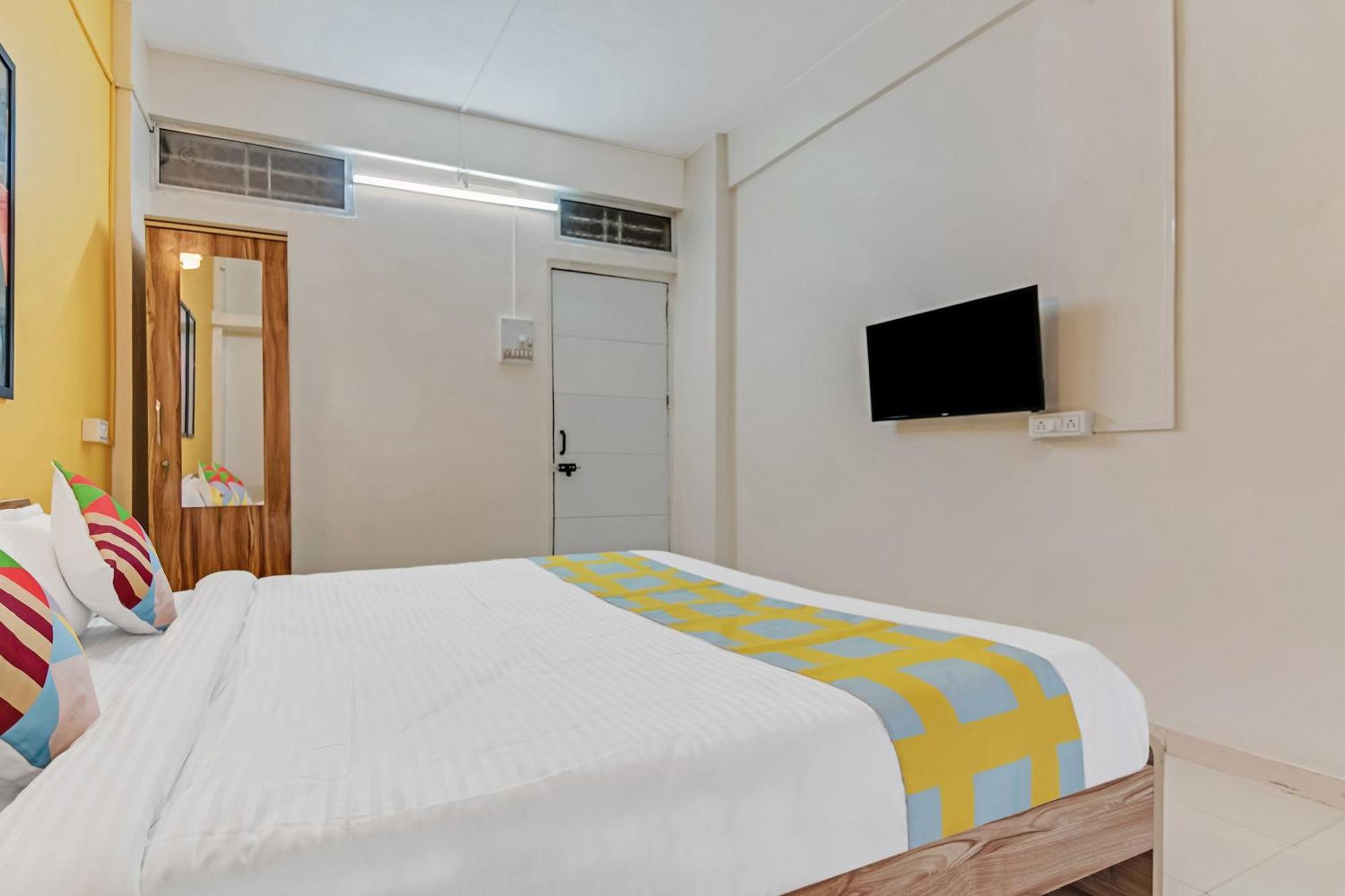 Super Hotel O Saraswati Niwas Vadgaon Budruk Pune Exterior photo