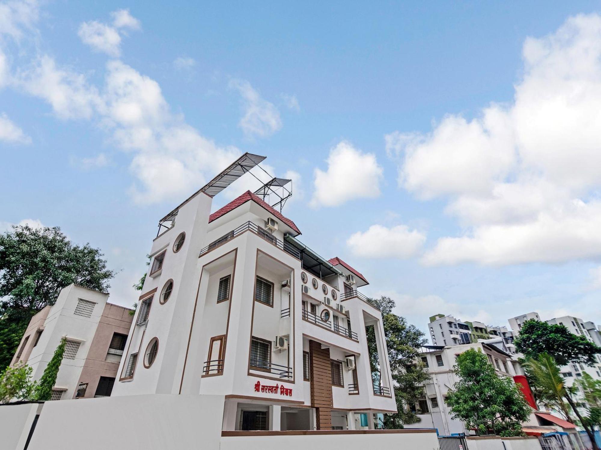 Super Hotel O Saraswati Niwas Vadgaon Budruk Pune Exterior photo